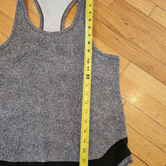 Lululemon Athletica Tank - Picture 3 of 5